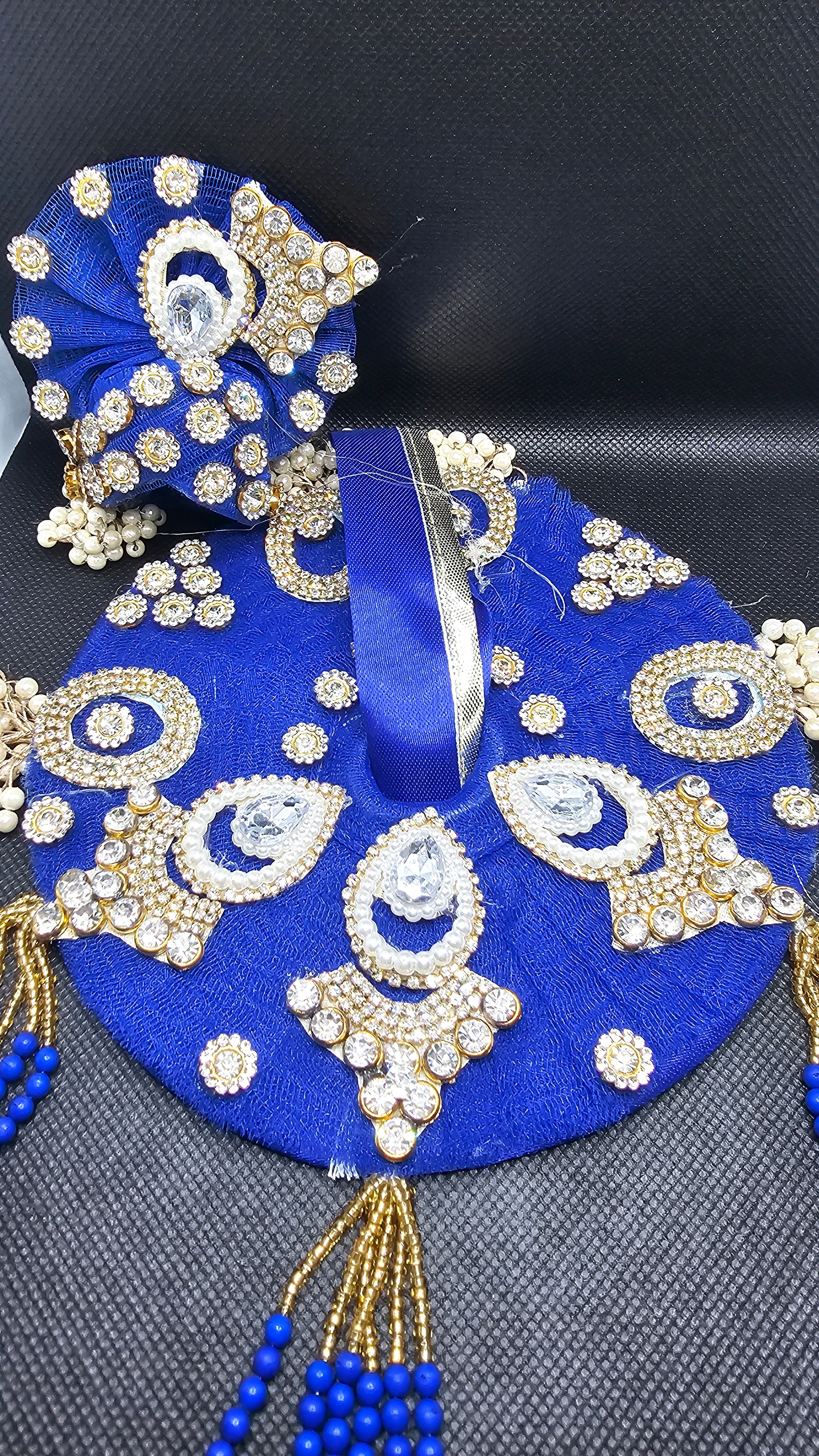 Neelgagan Rajsi Poshak