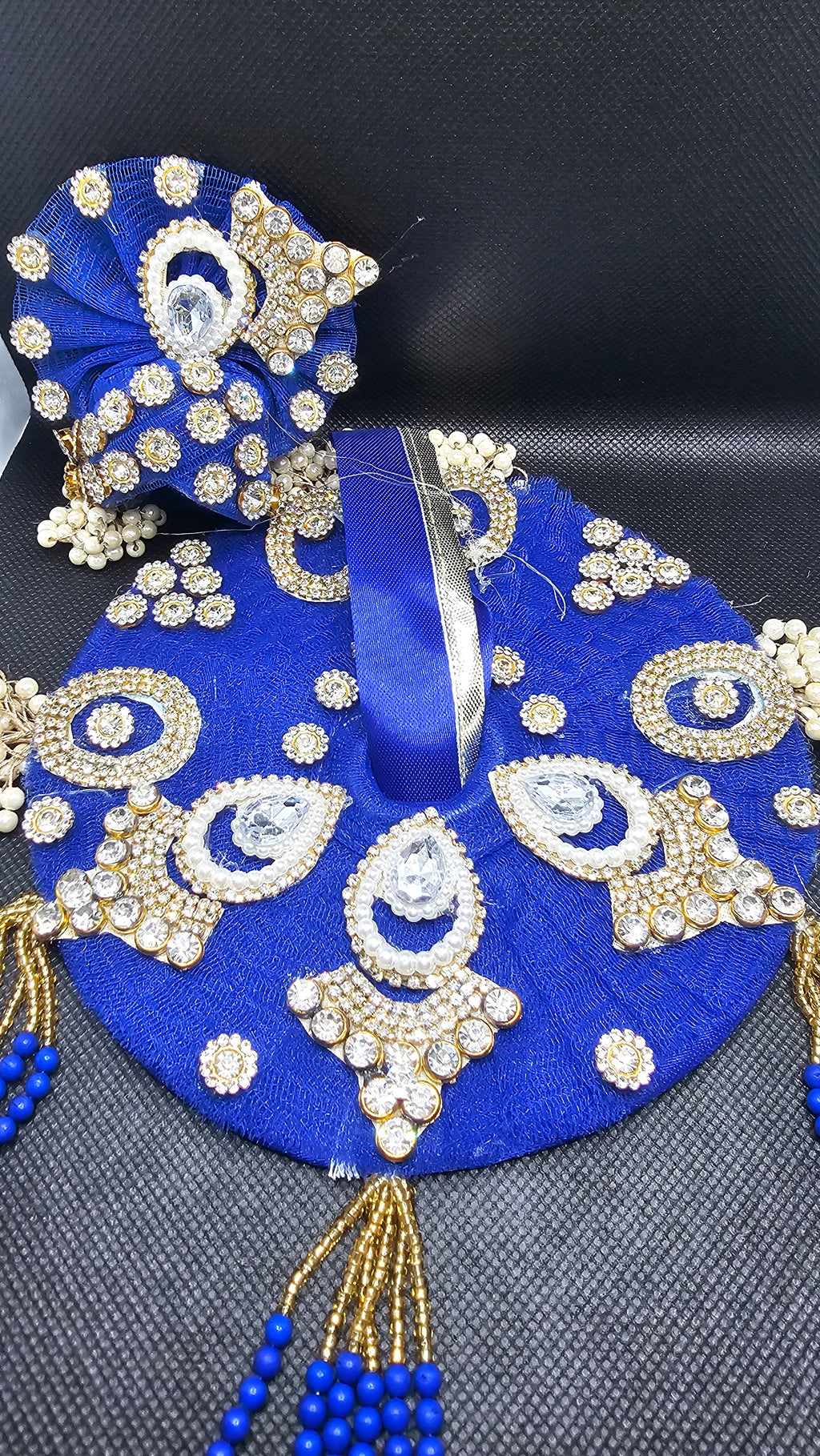 Neelgagan Rajsi Poshak