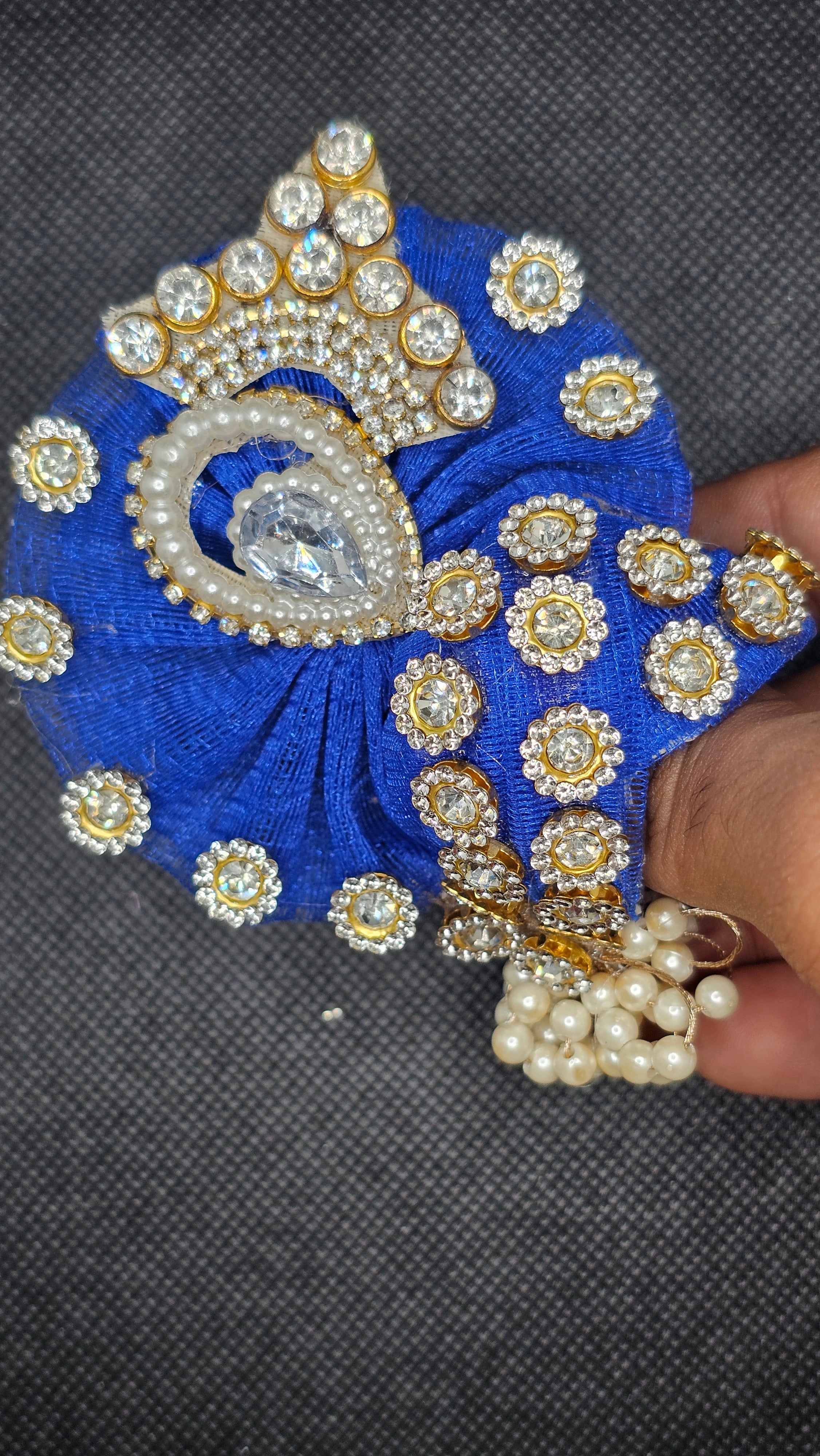 Neelgagan Rajsi Poshak