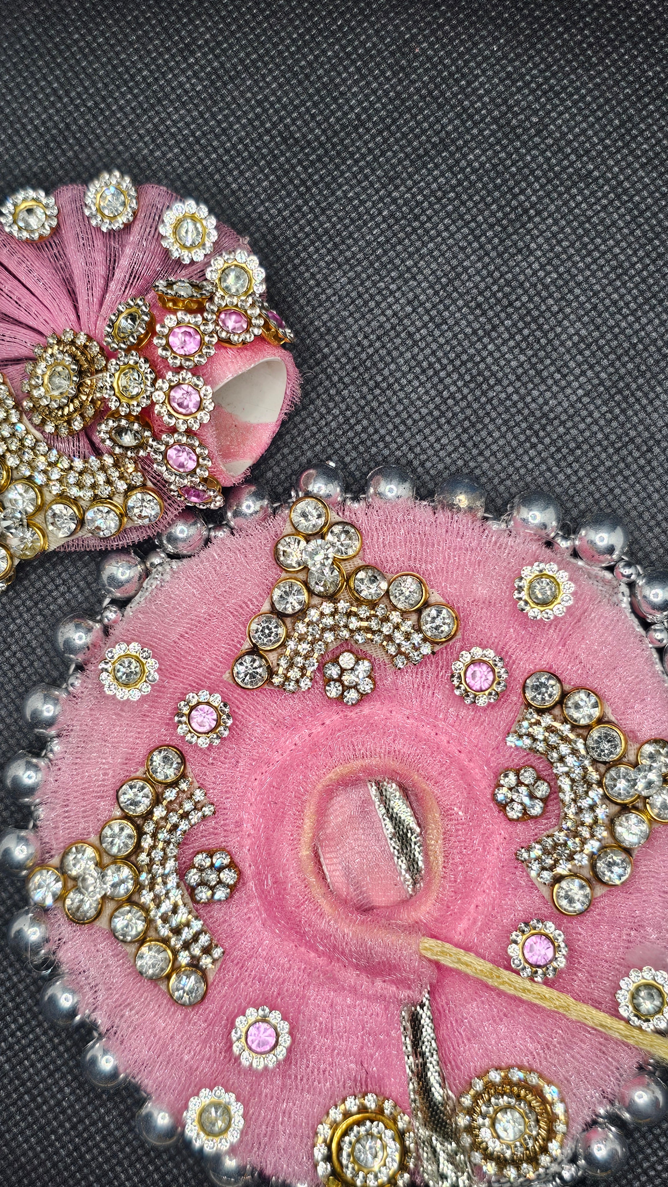 Gulabi Chandni Poshak