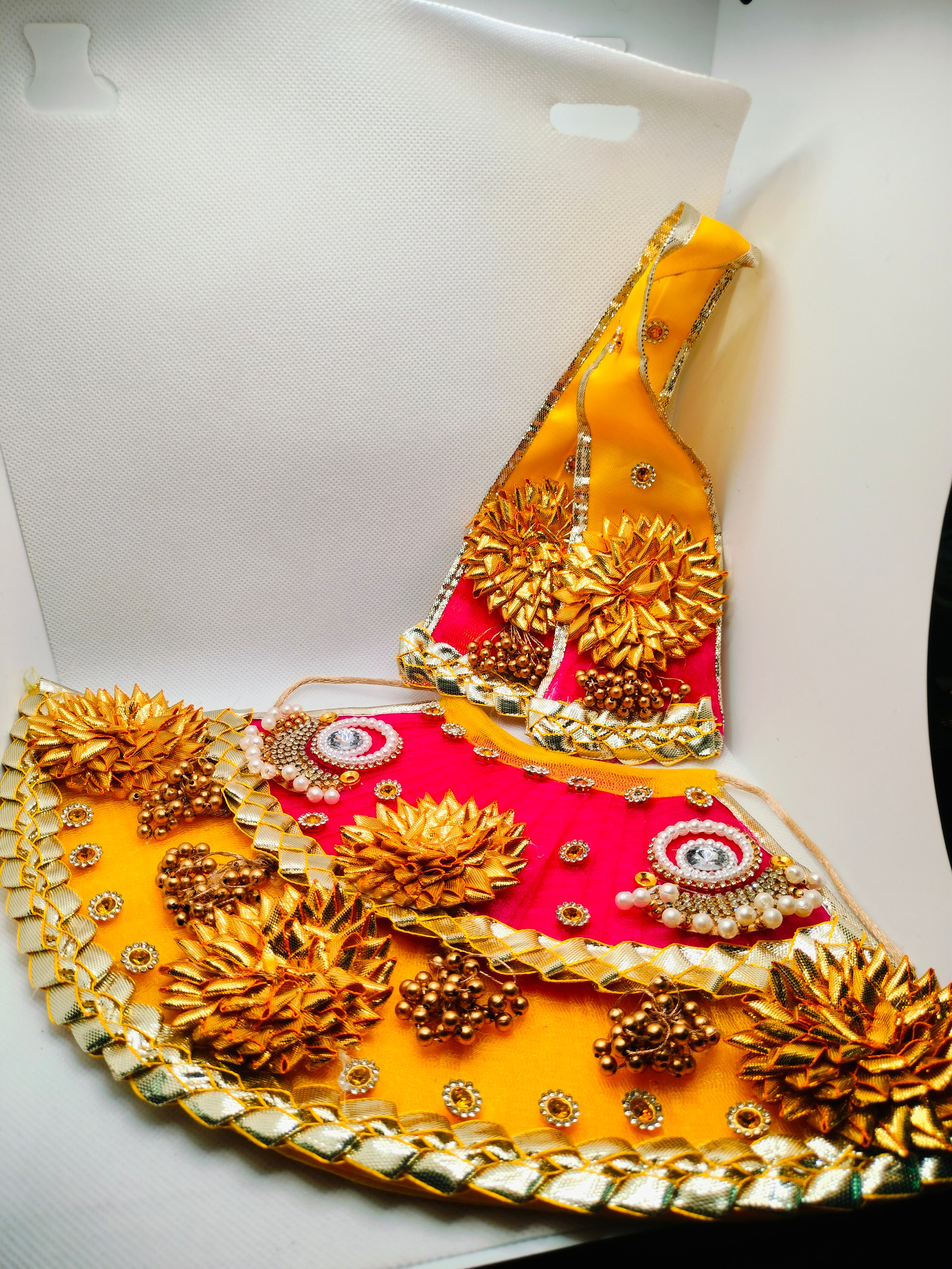 Suvarna Pushp Poshak