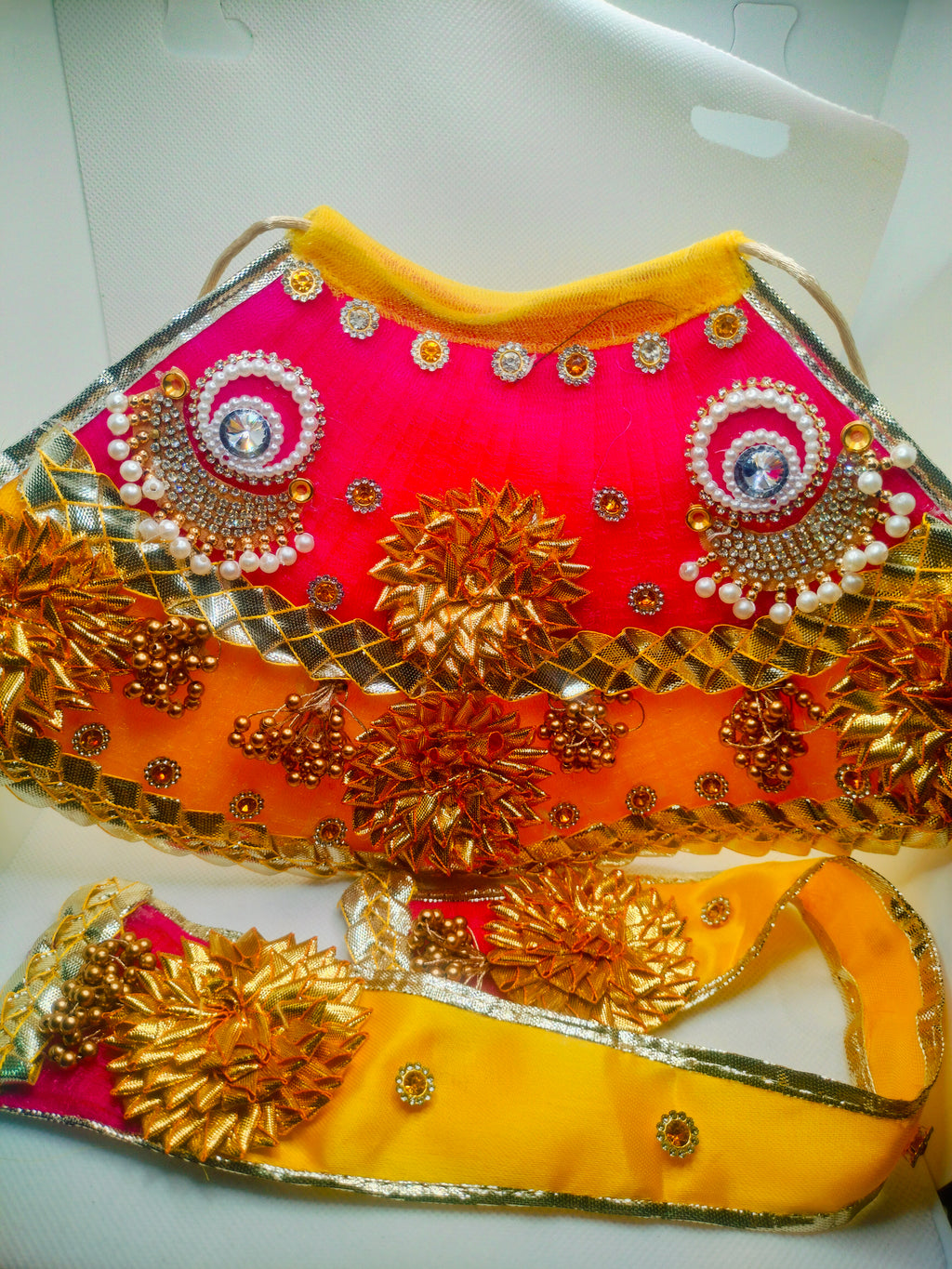 Suvarna Pushp Poshak