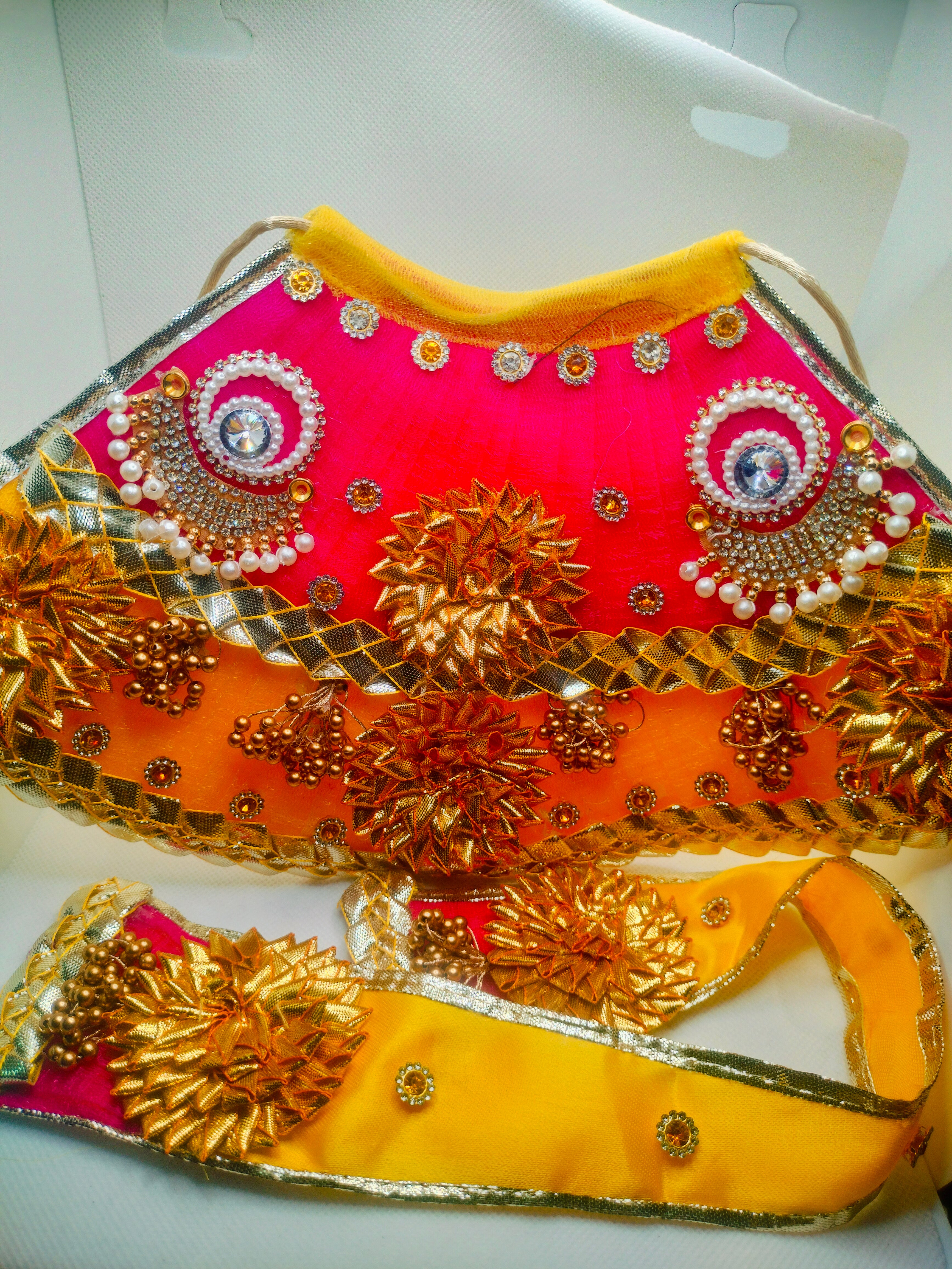 Suvarna Pushp Poshak